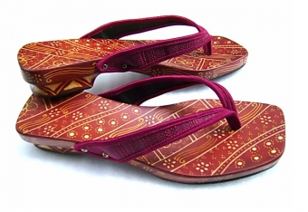 Sandal Batik Tradisional